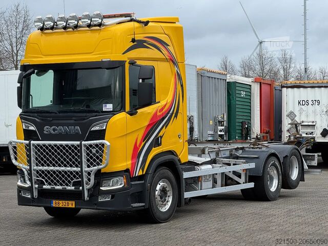 Chassis com cabina Scania R650 V8 6x2 WB 4.95mtr Retarder Full Air