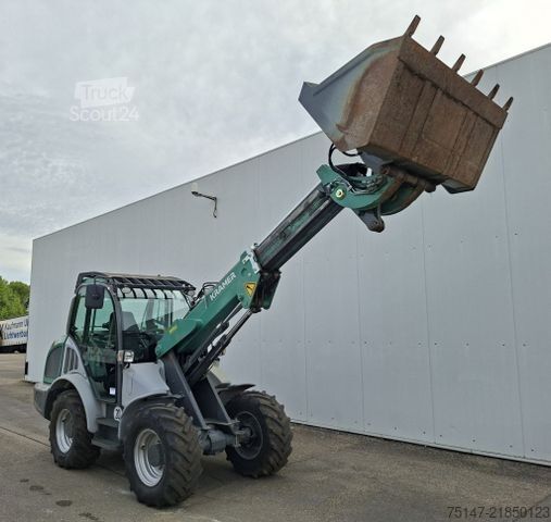 Kolesový nakladač KRAMER KL30.8T Teleskopradlader Allrad 4x4x4 Hundegang