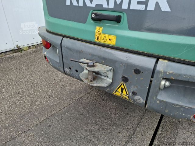 Kolesový nakladač KRAMER KL30.8T Teleskopradlader Allrad 4x4x4 Hundegang