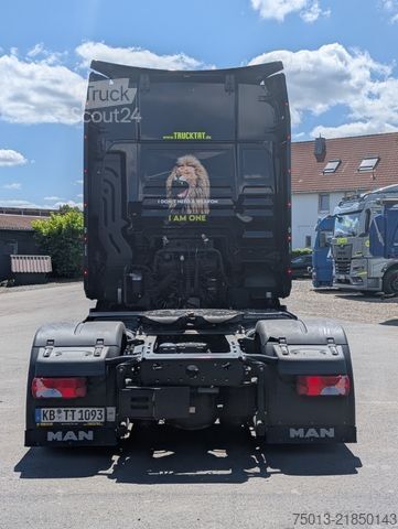 Великооб’ємний тягач MAN TGX 18.520 LL SA Low-Liner, MIETEN?