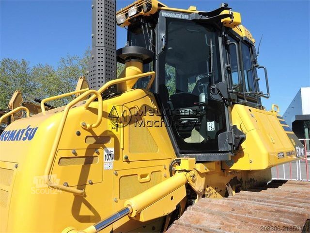 Straßenwalze KOMATSU D61PXI-24
