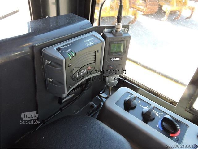 Straßenwalze KOMATSU D61PXI-24