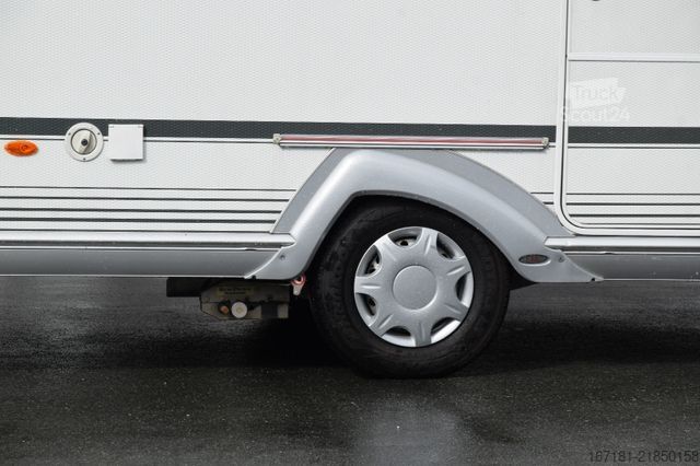 Caravana LMC 490 E mit Mover und Vorzelt