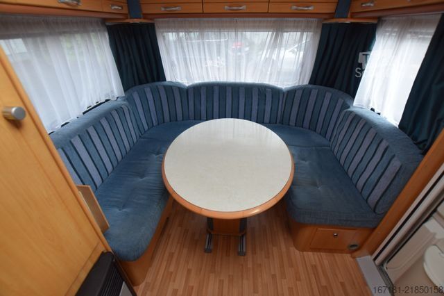 Caravana LMC 490 E mit Mover und Vorzelt