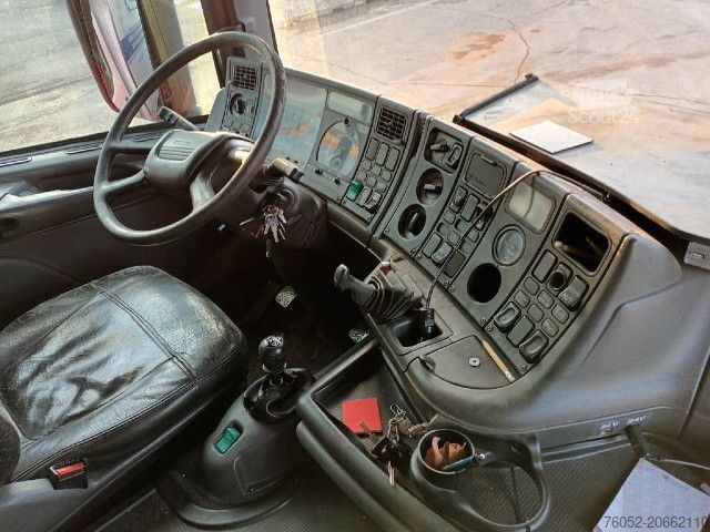 Tovornjak s ploščadjo Scania CV R 164 GB 8X2 6