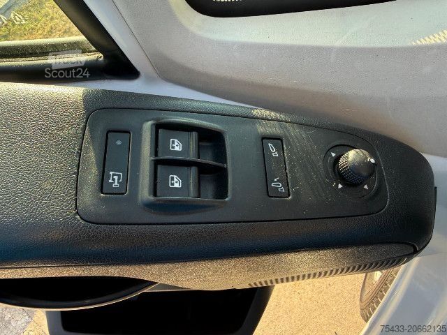 Skåpbil Peugeot BOXER L1H1 2.2 140CV