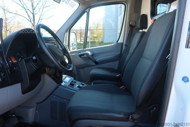 Gaisrinė mašina MERCEDES-BENZ Sprinter II 416 CDI RTW/Klima/Automatik/ FN:297