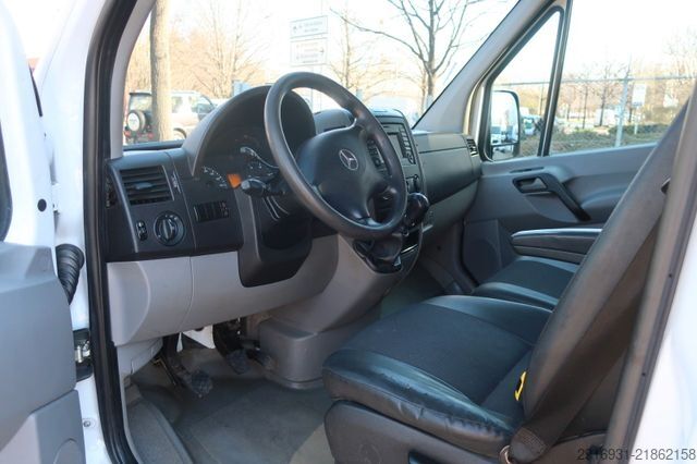 Пікап-фургон MERCEDES-BENZ Nr. A47 Sprinter 316CDI Pritsche DoKa / Navi /