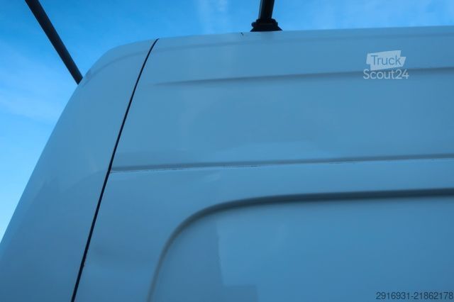 Kastenwagen hoch MERCEDES-BENZ Sprinter II Kasten 313 CDI/Klima / AHK / Nr. 186