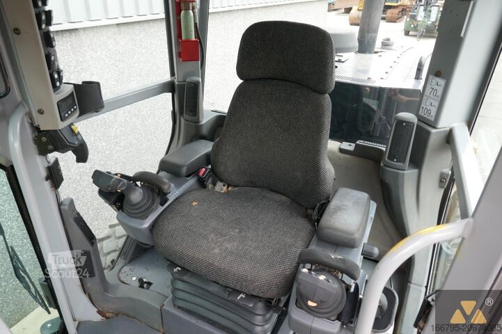 Grader Caterpillar 140M