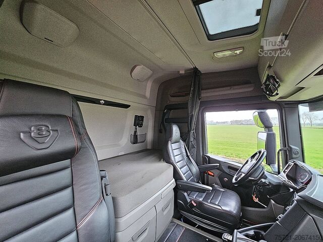 Automobile Simon Automobile Simon Automobile Simon