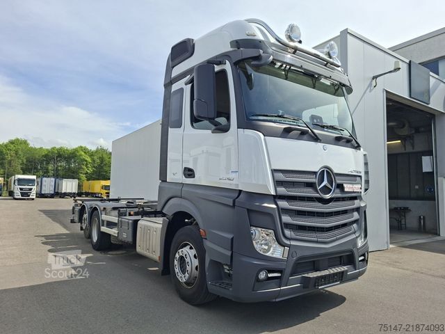 Камион със сменяема надстройка MERCEDES-BENZ 2540 L Actros 6x2  5-Sitzer Fahrschule