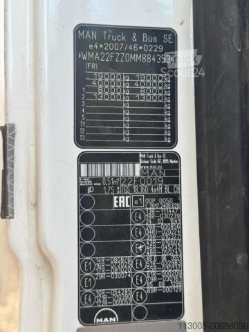 Camión volquete MAN TGS 18.360. 4X4