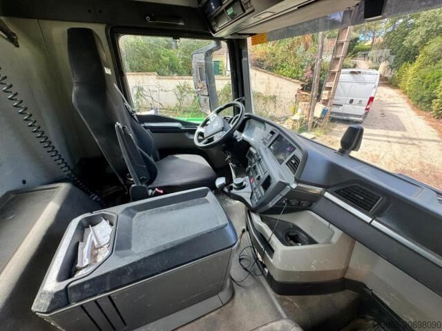 Camión volquete MAN TGS 18.360. 4X4
