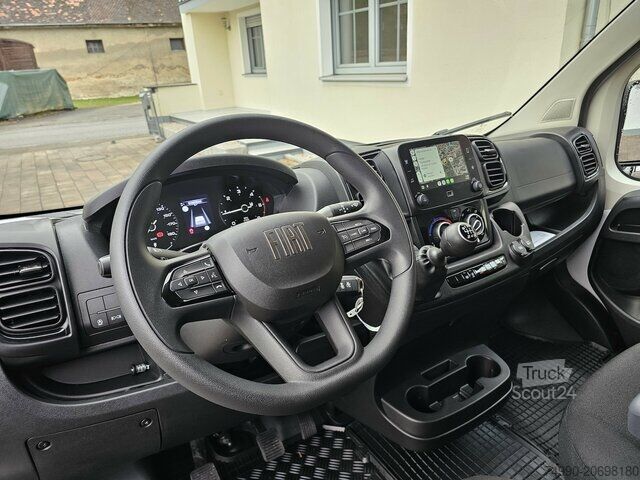 Furgoneta de caja alta Fiat Ducato 35 L3H2 180PS 13m³ Voll-LED 260° CarPlay