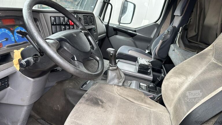 Standard tractor Renault Premium 420 (MANUAL GEARBOX / BOITE MANUELLE)