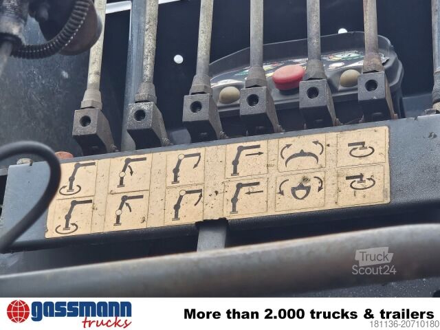 Conteneur à benne amovible  BTE Abrollcontainer mit Kran Mec CL180.80.2Z