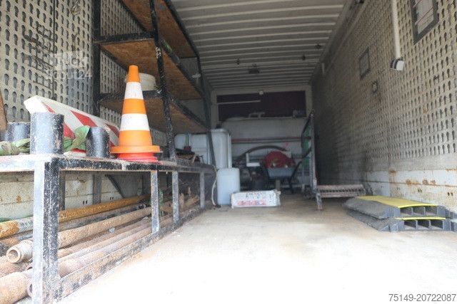 Samochód ciężarowy typu furgon MERCEDES-BENZ 2545 L Actros 6x2, Retader, für Bohrgeräte, AHK