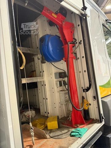 Tippbil MERCEDES-BENZ 2030 L Antos 4x2, Kran,Generator,Plane,Hydraulik