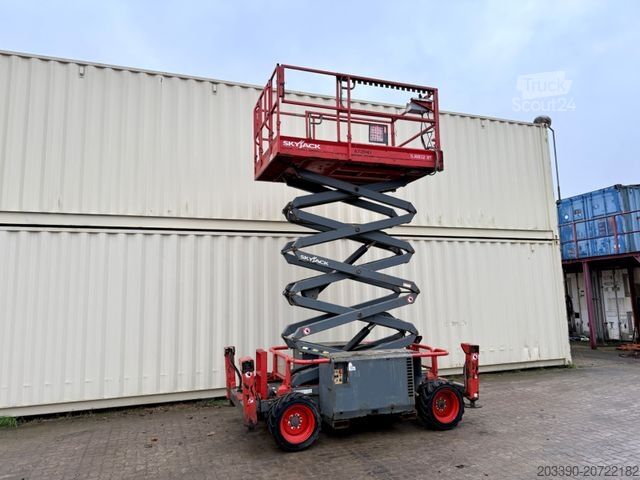 Arbetsplattform Skyjack SJ6832RT 4x4 Diesel, 11.8 Meter, 1.322 H