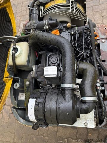 Minigraver WACKER Neuson 803 / 2016 BJ / 990 KG / 3 x Löffel