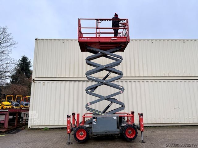 Arbetsplattform Skyjack SJ6832RT 4x4 Diesel, 11.8 Meter, 1.592 H