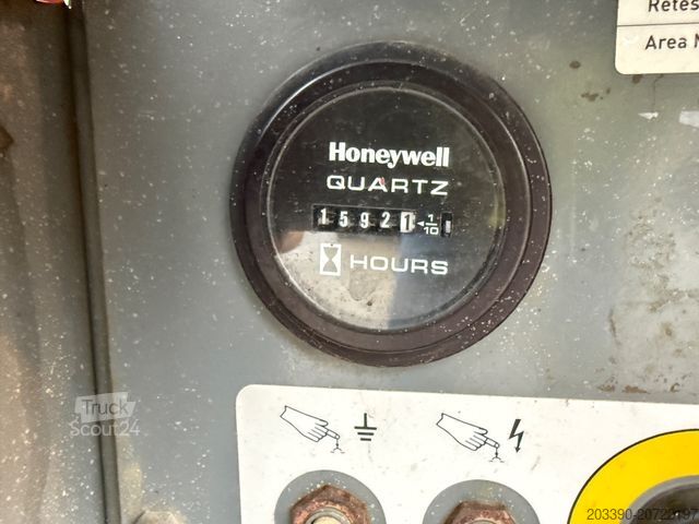 Arbetsplattform Skyjack SJ6832RT 4x4 Diesel, 11.8 Meter, 1.592 H