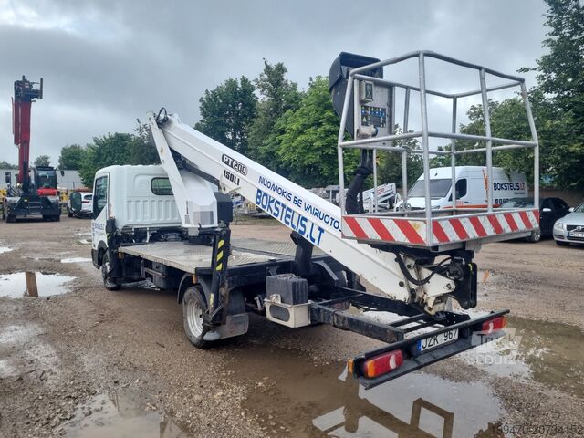 Автовишка на базі вантажівки Isoli PT200 on Nissan NT400