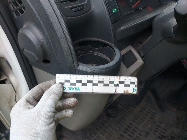 Автовишка на базі вантажівки Isoli PNT220NLX on Nissan NT400