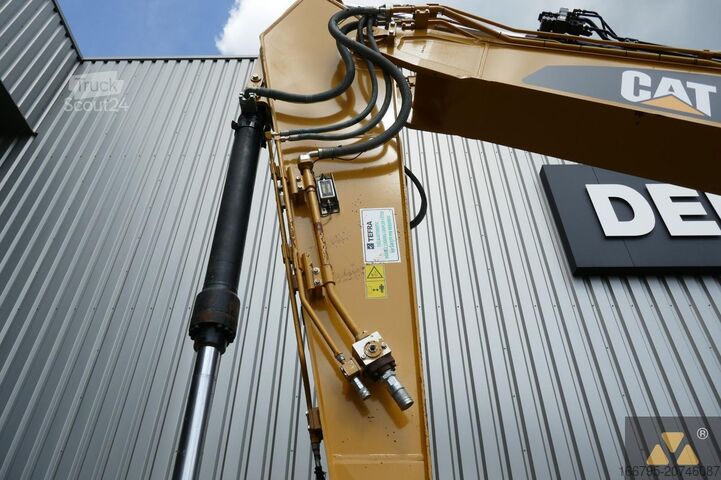 Rupsgraafmachine Caterpillar 320FL