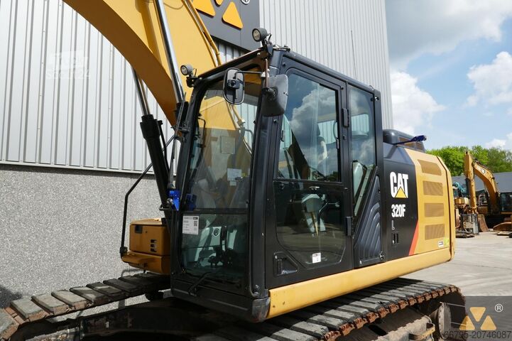 Rupsgraafmachine Caterpillar 320FL