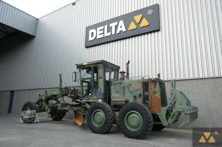 Grader Caterpillar 130G Ex-army