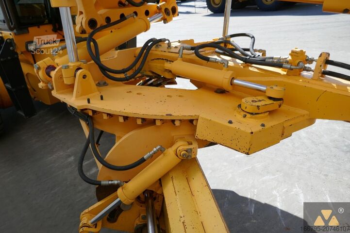 Grader Volvo G946B AWD