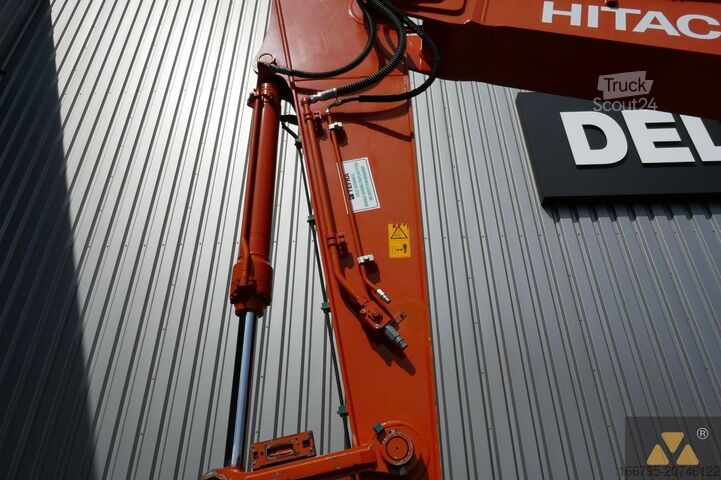 Rupsgraafmachine Hitachi ZX210LC-6
