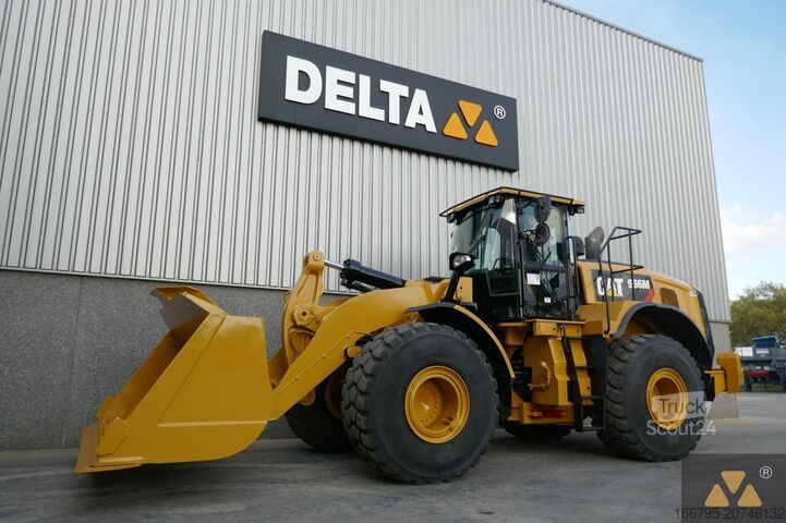 Wiellader Caterpillar 966M