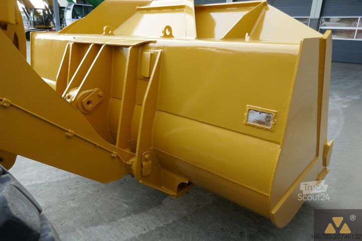 Wiellader Caterpillar 966M