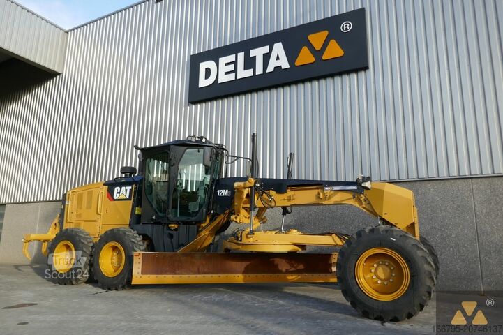 Grader Caterpillar 12M3