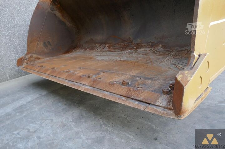 Wiellader Caterpillar 972M