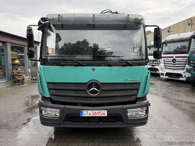 Grúa montada en camión Mercedes-Benz Atego 1227 Kran MKG 96