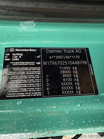 Grúa montada en camión Mercedes-Benz Atego 1227 Kran MKG 96