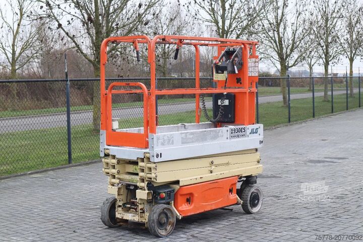 Scherenhebebühne JLG 1930 ES | 7.7 METER | 230 KG