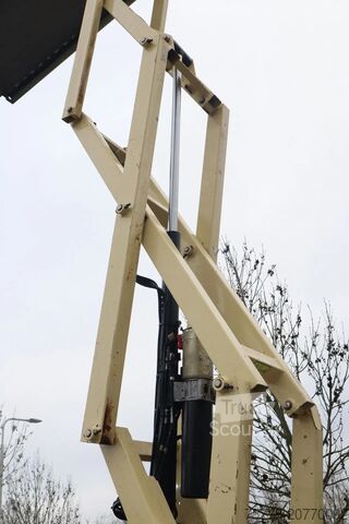 Scherenhebebühne JLG 1930 ES | 7.7 METER | 230 KG