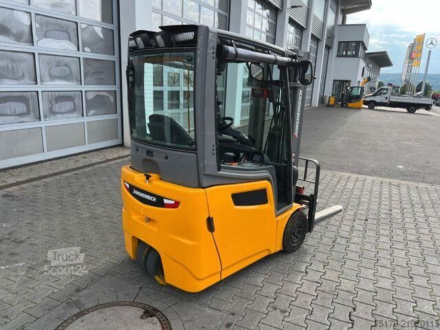 Carrello elevatore Jungheinrich EFG 215 / Triplex: 4.25m! / SS / 1.573h / 2024