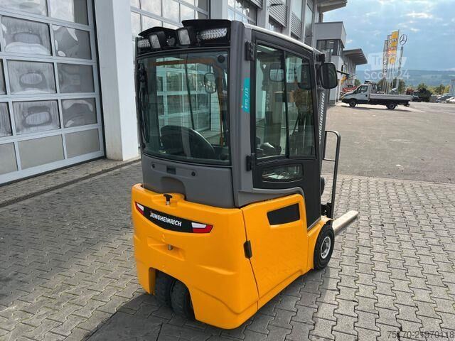 Carrello elevatore Jungheinrich EFG 215 / Triplex: 4.25m! / SS / 4.029h