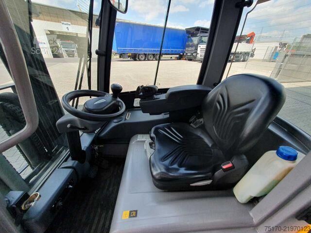 Carrello elevatore Jungheinrich EFG 215 / Triplex: 4.25m! / SS / 4.166h / 2024