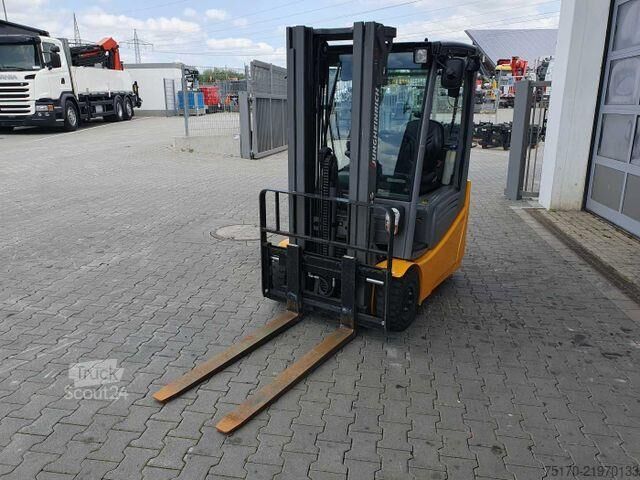Carrello elevatore Jungheinrich EFG 215 / Triplex: 4.25m! / SS / nur 1.368h!