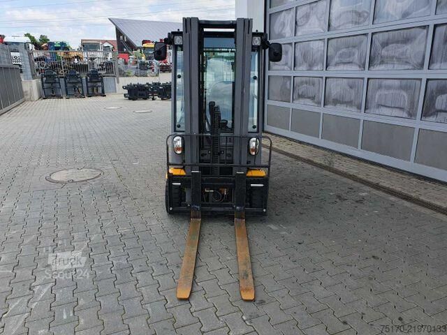 Carrello elevatore Jungheinrich EFG 215 / Triplex: 4.25m! / SS / nur 1.368h!