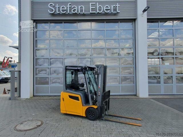 Carrello elevatore Jungheinrich EFG 215 / Triplex: 4.25m! / SS / nur 2.184h!