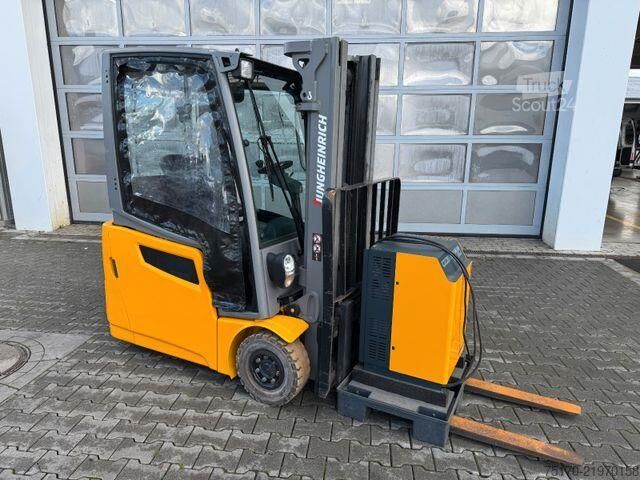 Carrello elevatore Jungheinrich EFG 215 / Triplex: 4.25m! / SS / nur 3.092h!