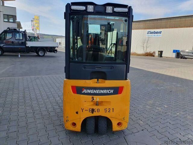 Carrello elevatore Jungheinrich EFG 215 / Triplex: 4.35m! / SS / nur 2.054h!